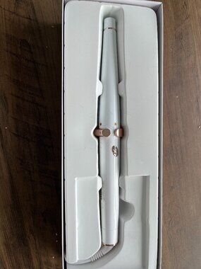 T3 SinglePass Wave Professional Tapered Ceramic Styling Wand
